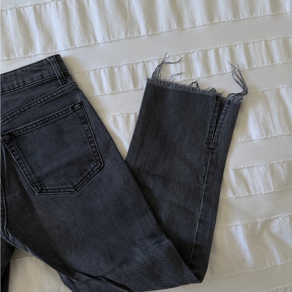 Topshop Black Straight Leg Jeans – High Rise Cropped Raw Hem W25 - Picture 4 of 6